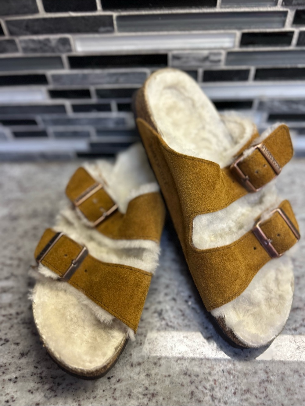 Birkenstock suede Arizona Shearling Slide sandals size 7(38)
